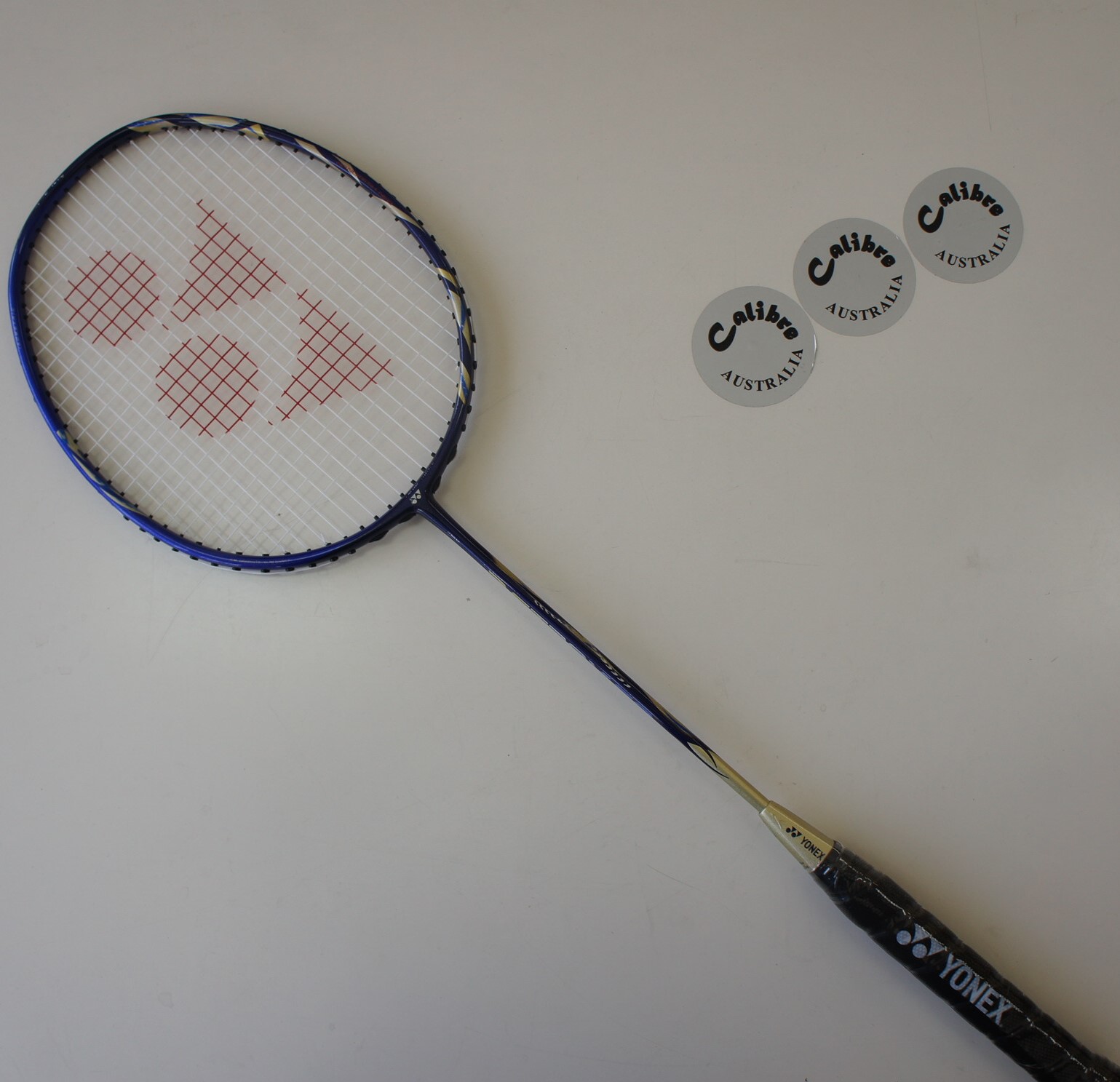 YONEX Astrox 69 AX69 Badminton Racquet 4UG5, Strung